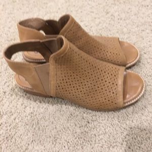 Sofft sandals  camel color